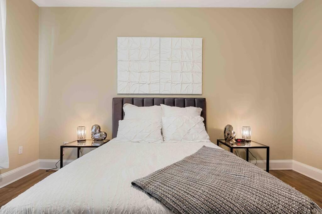 The Diamond Dwelling Queen Size Bed Ft Lee Petersburg Esterno foto